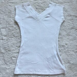 Urban Outfitters White V-Neck Short Sleeve Top